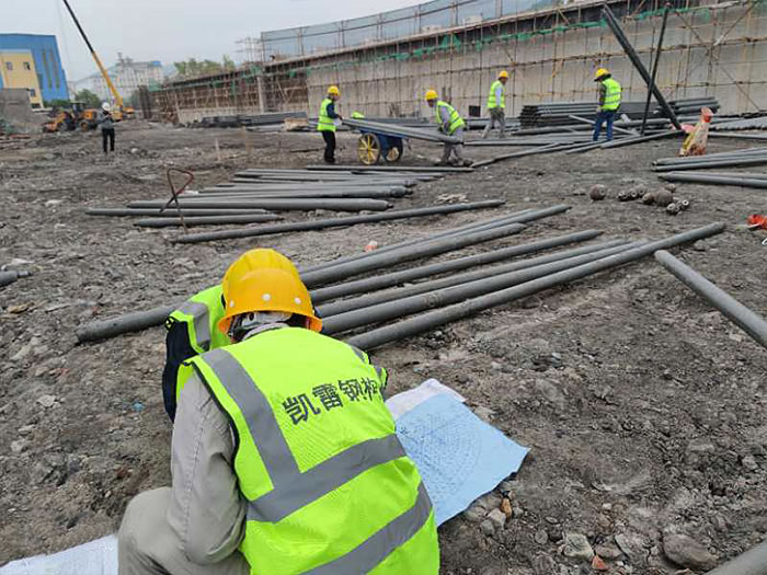 山东螺栓球网架结构